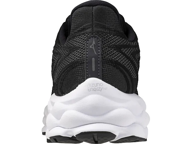 Mizuno Men's Wave Sky 8 Running Shoe