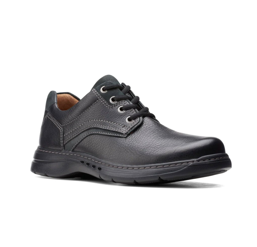CLARKS Men's UN Brawley Pace Black Leather M